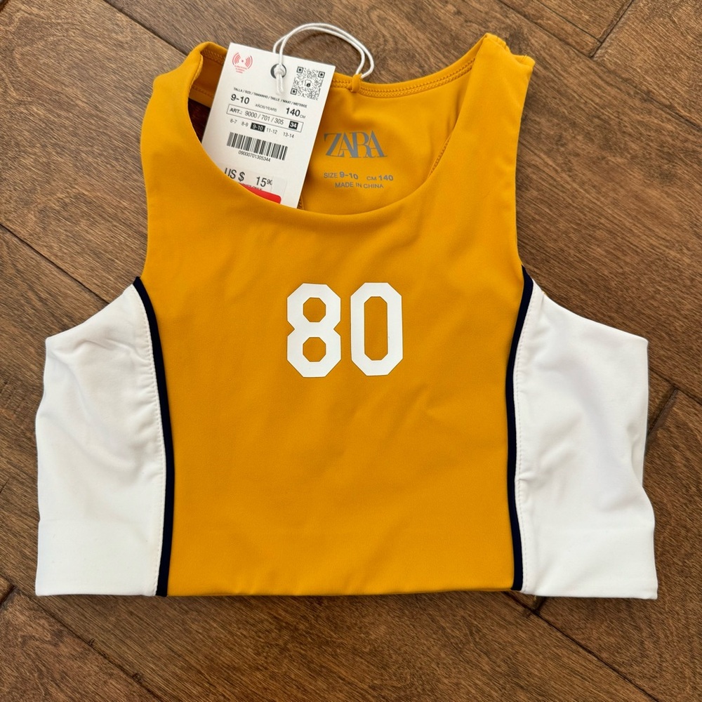 NWT ZARA SPORTS TOP SIZE 9-10